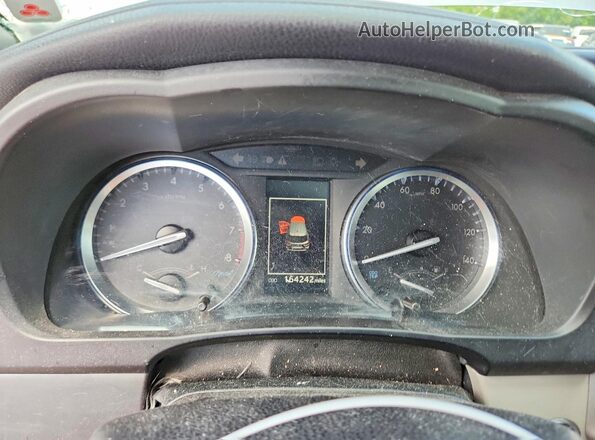 5TDKZRFH5HS194873 2017 TOYOTA HIGHLANDER Silver Սարքավորումների վահանակի տեսք