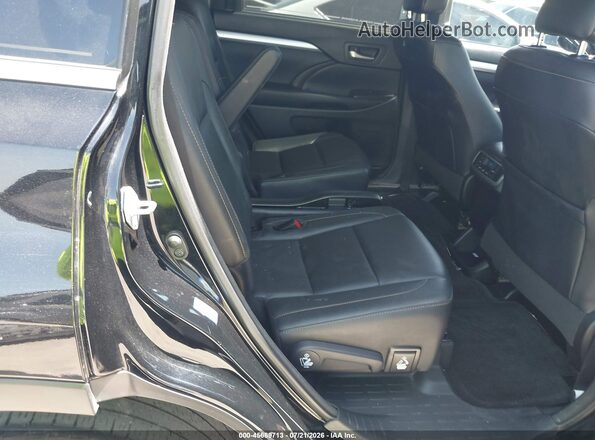 5TDKZRFH5HS195411 2017 TOYOTA HIGHLANDER Black VIN კოდის სტიკერის ხედი