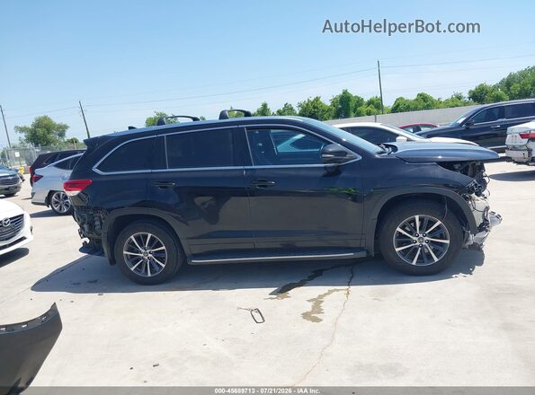 5TDKZRFH5HS195411 2017 TOYOTA HIGHLANDER Black უკანა სალონის ხედი