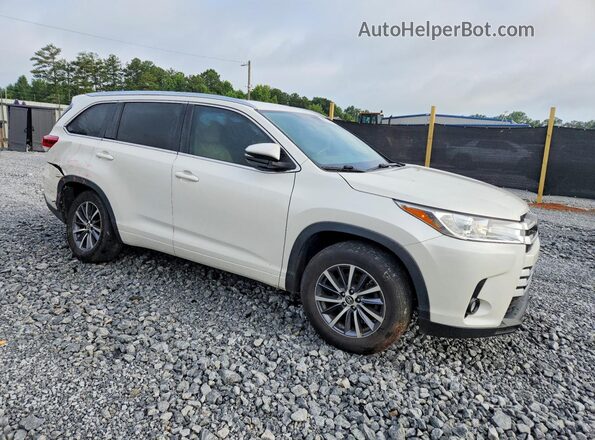 5TDKZRFH6HS520907 2017 TOYOTA HIGHLANDER Белый Передняя правая четверть