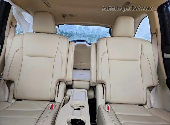 5TDKZRFH6HS520907 2017 TOYOTA HIGHLANDER Белый Вид задних сидений