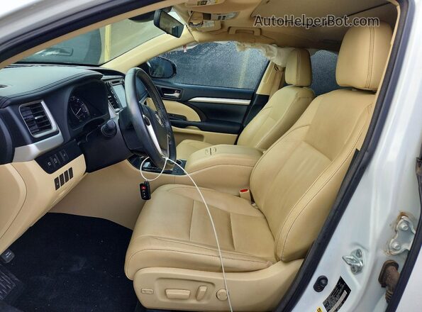 5TDKZRFH6HS520907 2017 TOYOTA HIGHLANDER Белый Вид салона спереди