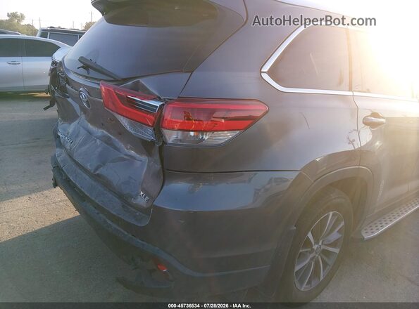 5TDKZRFH6KS562758 2019 TOYOTA HIGHLANDER Серый 
