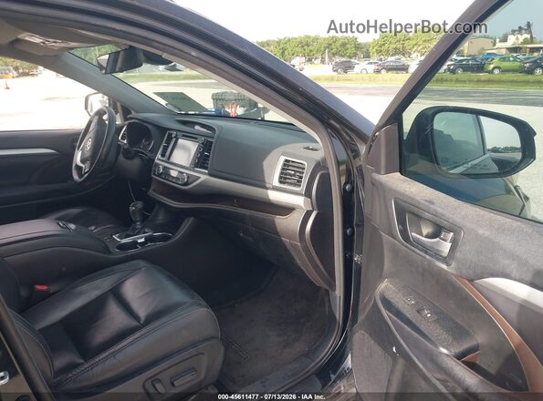 5TDKZRFH7JS283656 2018 TOYOTA HIGHLANDER Black Սալոնի դիմացի տեսք