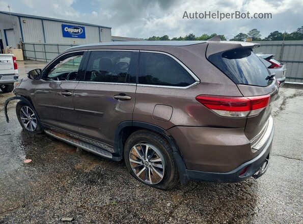 5TDKZRFH7JS289019 2018 TOYOTA HIGHLANDER Brown Rear left