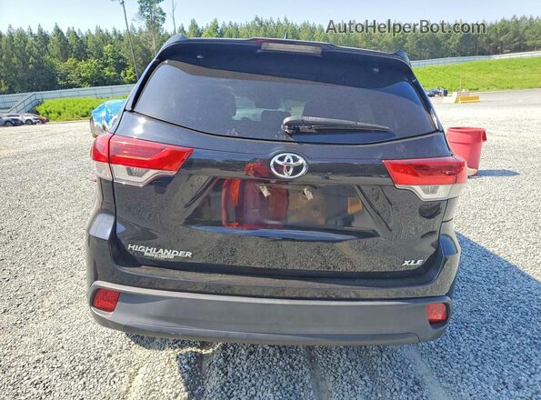 5TDKZRFH7KS315569 2019 TOYOTA HIGHLANDER Black Rear view