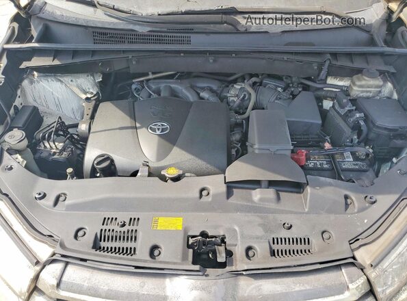 5TDKZRFH8HS187819 2017 TOYOTA HIGHLANDER White Vista del compartimento del motor