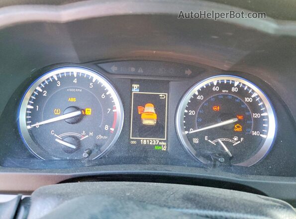 5TDKZRFH8HS511044 2017 TOYOTA HIGHLANDER Silver Vista del cuadro de instrumentos