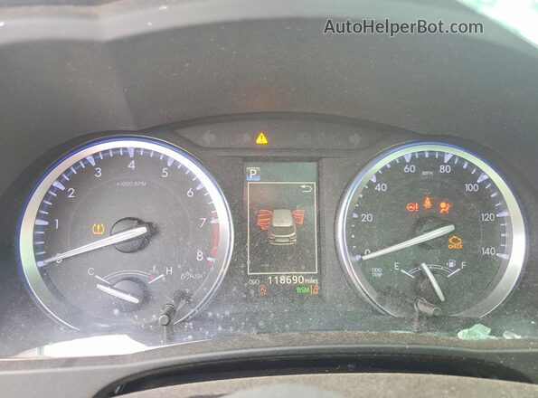 5TDKZRFH8JS545507 2018 TOYOTA HIGHLANDER Серый Вид щитка приборов