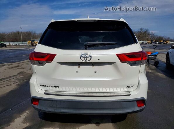 5TDKZRFH8KS312079 2019 TOYOTA HIGHLANDER White Հետևի տեսք