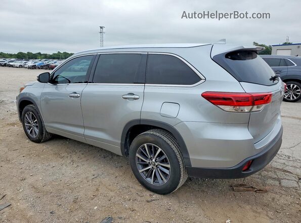 5TDKZRFH9JS527677 2018 TOYOTA HIGHLANDER Silver Trasero izquierdo