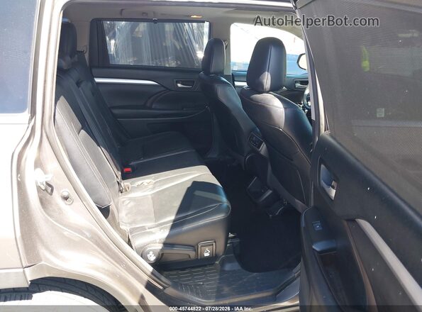 5TDKZRFH9JS549520 2018 TOYOTA HIGHLANDER Серый Вид наклейки с VIN-кодом