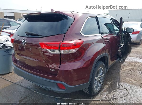 5TDKZRFH9KS298483 2019 TOYOTA HIGHLANDER Бордовый Задняя правая четверть