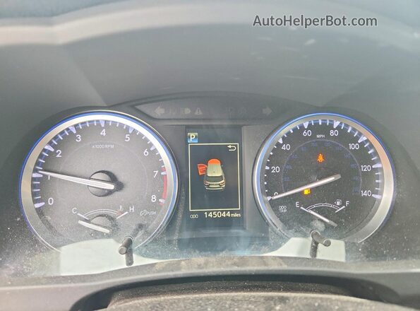 5TDKZRFHXHS520649 2017 TOYOTA HIGHLANDER Silver Instrument cluster view