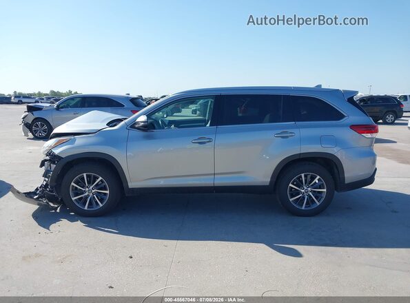 5TDKZRFHXKS555537 2019 TOYOTA HIGHLANDER Silver 