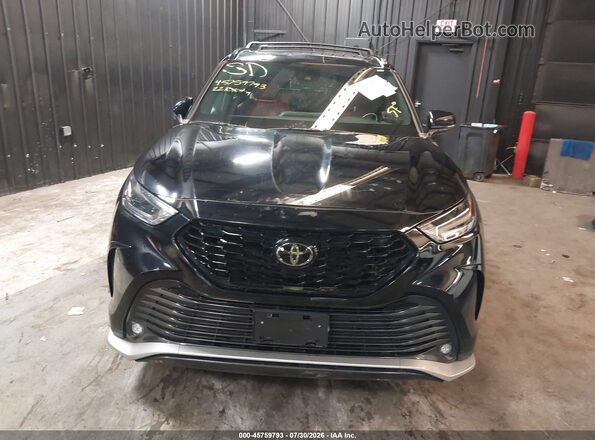 5TDLZRBH3NS183215 2022 TOYOTA HIGHLANDER Black Widok z przodu