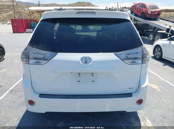 5TDXK3DC0GS747197 2016 TOYOTA SIENNA White 