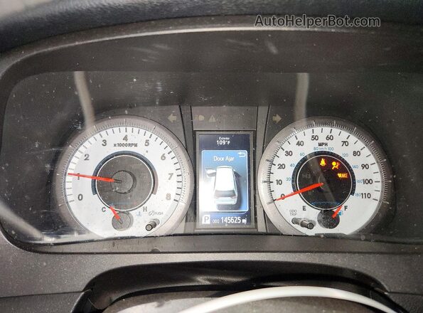 5TDXK3DC7GS743079 2016 TOYOTA SIENNA Серый Вид щитка приборов