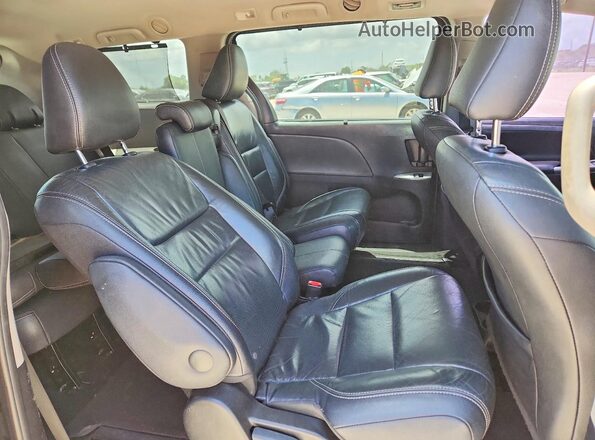 5TDXK3DCXGS698168 2016 TOYOTA SIENNA Black Widok wnętrza z tyłu