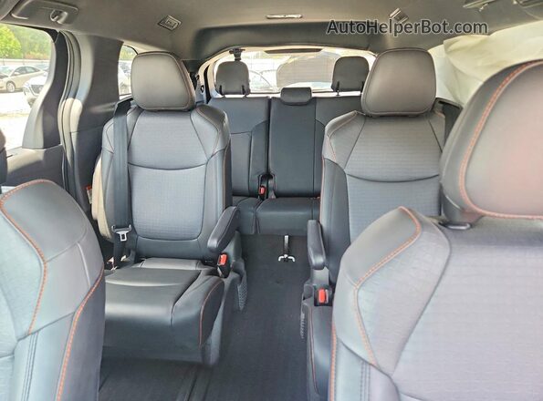 5TDXRKEC0MS002207 2021 TOYOTA SIENNA White Rear seats view