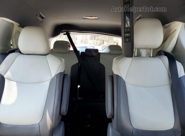5TDXSKFC9MS013354 2021 TOYOTA SIENNA Black Հետևի նստատեղերի տեսք