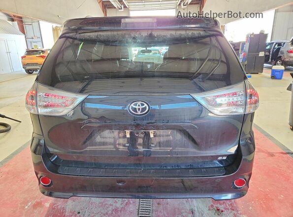 5TDXZ3DC0HS866316 2017 TOYOTA SIENNA Black Вид ззаду
