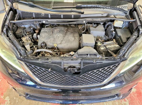 5TDXZ3DC0HS866316 2017 TOYOTA SIENNA Black Вид підкапотного простору