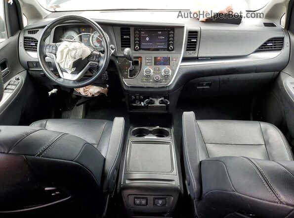 5TDXZ3DC0KS009758 2019 TOYOTA SIENNA Черный Вид панели приборов