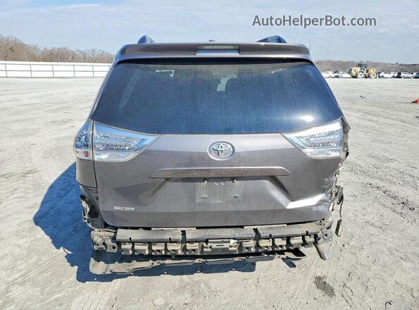 5TDXZ3DC1HS804181 2017 TOYOTA SIENNA Серый Вид сзади
