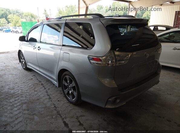 5TDXZ3DC1JS920602 2018 TOYOTA SIENNA Silver უკანა მარცხენა