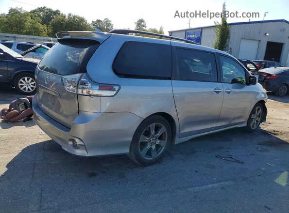 5TDXZ3DC1JS953177 2018 TOYOTA SIENNA Silver Trasero derecho