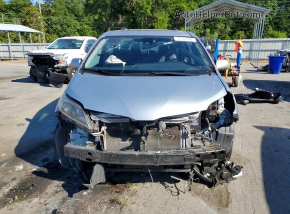 5TDXZ3DC1JS953177 2018 TOYOTA SIENNA Silver Vista frontal