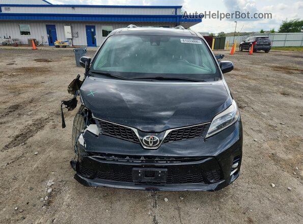 5TDXZ3DC1JS957312 2018 TOYOTA SIENNA Black Դիմացի տեսք