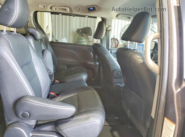 5TDXZ3DC1LS081795 2020 TOYOTA SIENNA Gray Вид задньої частини салону