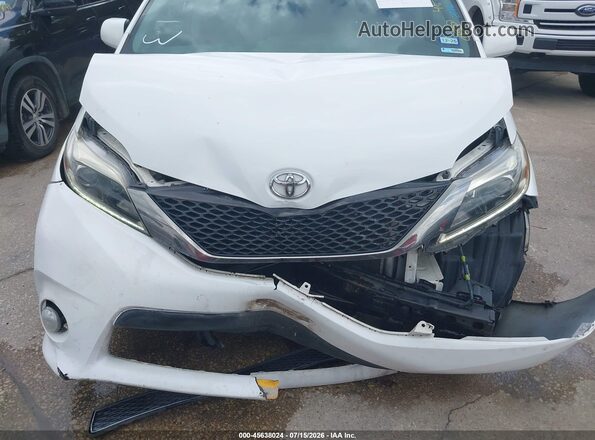 5TDXZ3DC2HS802066 2017 TOYOTA SIENNA White Widok z przodu