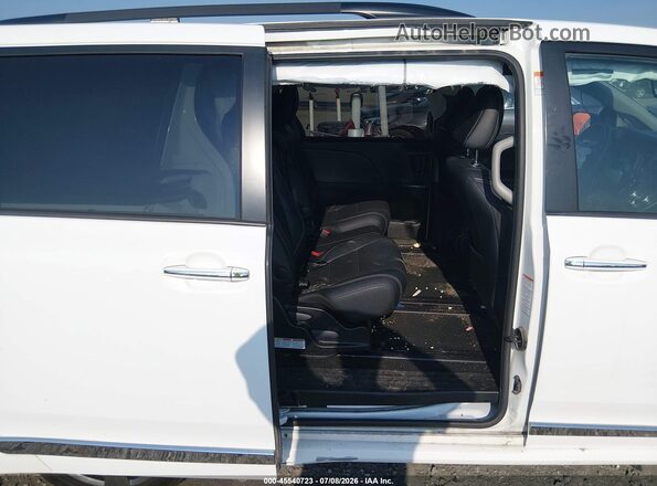 5TDXZ3DC3HS843158 2017 TOYOTA SIENNA White Вид наклейки з VIN-кодом