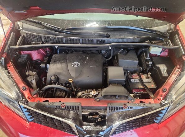 5TDXZ3DC3JS934095 2018 TOYOTA SIENNA Red Vista del compartimento del motor