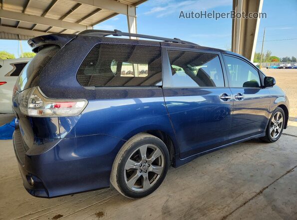 5TDXZ3DC4JS911585 2018 TOYOTA SIENNA Blue Tył prawy