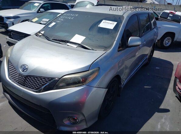5TDXZ3DC6HS884044 2017 TOYOTA SIENNA Silver Front left