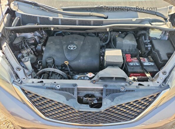 5TDXZ3DC8HS900695 2017 TOYOTA SIENNA Серый Вид подкапотного пространства