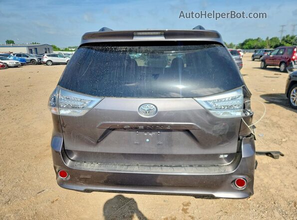 5TDXZ3DC8HS900695 2017 TOYOTA SIENNA Серый Вид сзади