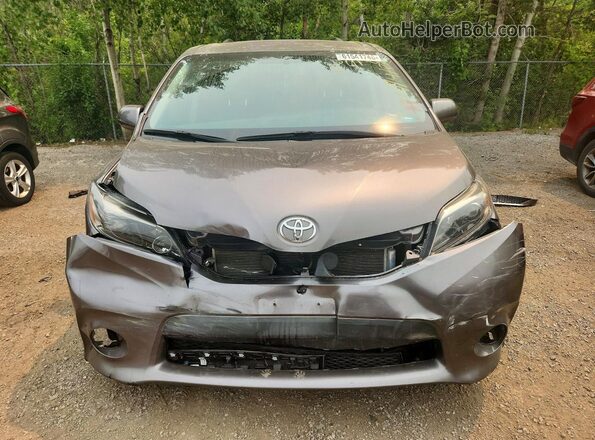 5TDXZ3DC9HS890243 2017 TOYOTA SIENNA Gray Front view