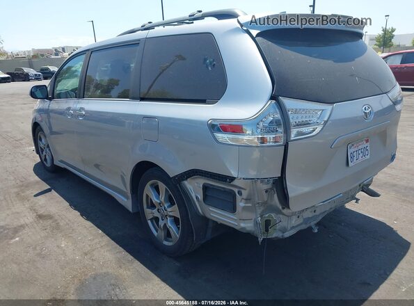 5TDXZ3DCXJS957213 2018 TOYOTA SIENNA Silver Задня ліва чверть