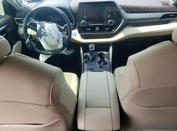 5TDYARAH0MS005467 2021 TOYOTA HIGHLANDER Белый Вид панели приборов