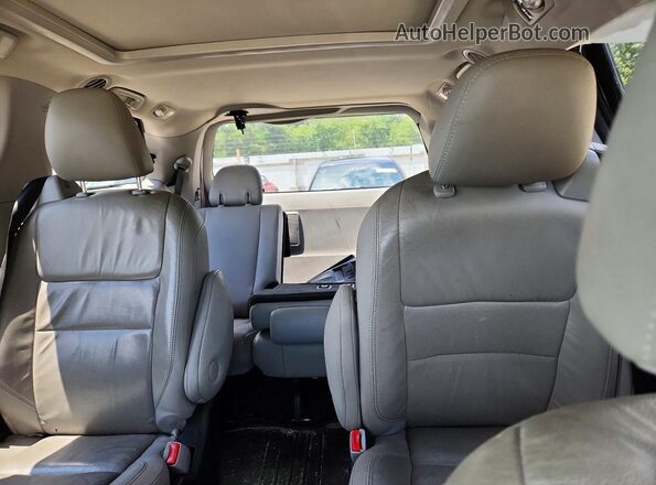 5TDYK3DC0GS758771 2016 TOYOTA SIENNA Серый Вид задних сидений