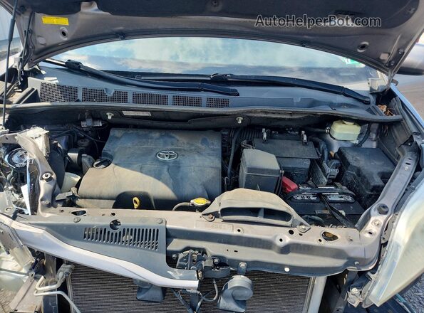 5TDYK3DC0GS759788 2016 TOYOTA SIENNA Gray Engine compartment view
