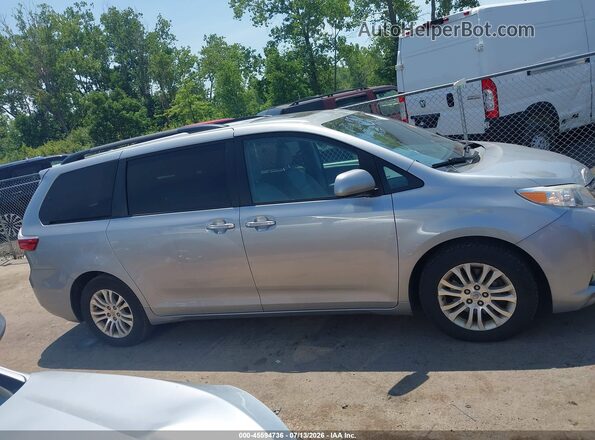 5TDYK3DC2GS709071 2016 TOYOTA SIENNA Gray Вид задньої частини салону