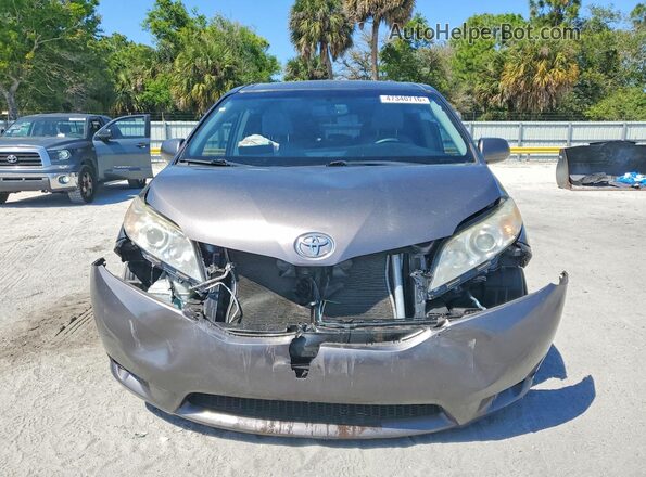 5TDYK3DC3GS699859 2016 TOYOTA SIENNA Charcoal Դիմացի տեսք