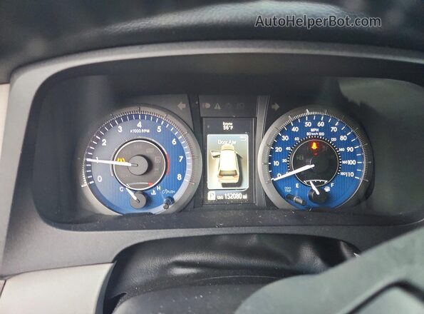 5TDYK3DC3GS723061 2016 TOYOTA SIENNA Silver Սարքավորումների վահանակի տեսք