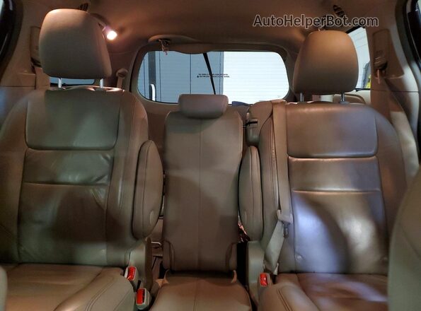 5TDYK3DC3GS744976 2016 TOYOTA SIENNA White უკანა სავარძლების ხედი
